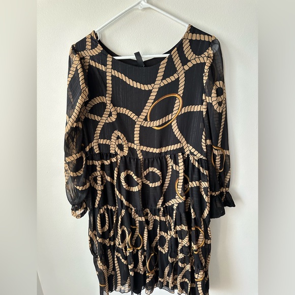 Dress - Picture 3 of 4